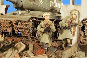 Verlinden WWII Soviet Infantry Death Run (2) Resin Model Military Figure Kit 1/35 Scale #2602