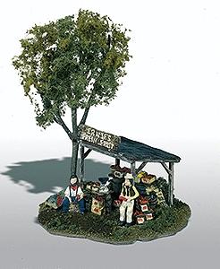Woodland Ernies Fruit Stand HO Scale Mini-Scene Unpainted Metal Kit Model Railroad Building #109