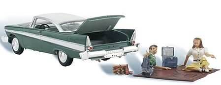 Woodland Parked For A Picnic Autoscene HO Scale Model Railroad Figure #as5552