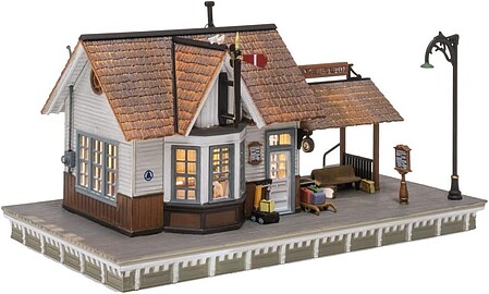 Woodland Scenics N Scale Built & Ready Davenport Department Store – BR4938, Pre-Built