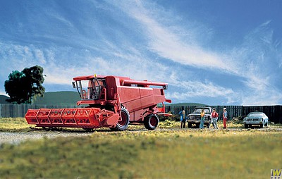 Walthers-Acc Farm Combine Kit w/ Grain & Corn Heads HO Scale Model Railroad Vehicle #11003