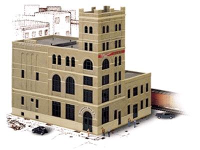 Walthers Milwaukee Beer & Ale Brewery - Kit HO Scale Model Railroad Building #3024
