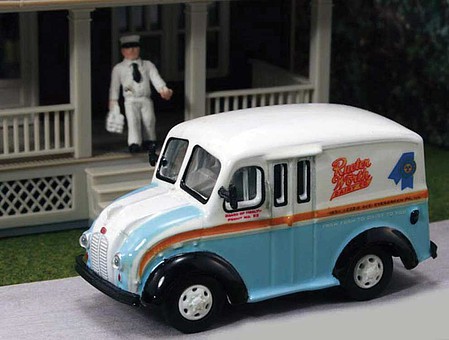 William-Tell Divco Milk Delivery Truck w/Milkman Figure - Assembled Rueter Worth Dairy (blue, white, orange)