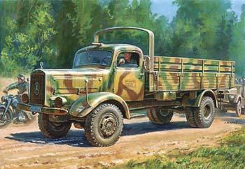 Zvezda WWII German Heavy L4500A 4.5-Ton Cargo Truck Plastic Model Military Truck Kit 1/35 #3596