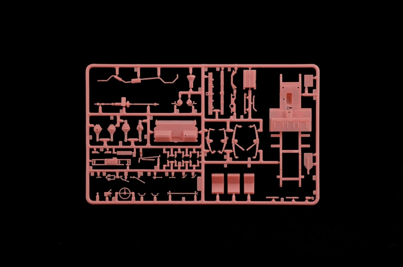 S.A.S. Recon Vehicle Pink Panther Plastic Model Military Vehicle Kit