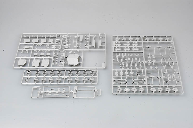 ASLAV25 Light Armored Recon Vehicle -- Plastic Model Military Kit -- 1/ ...