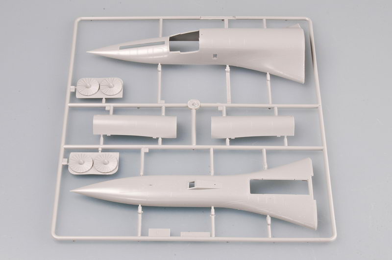 Russian Tu160 Blackjack Bomber Aircraft Plastic Model Airplane Kit