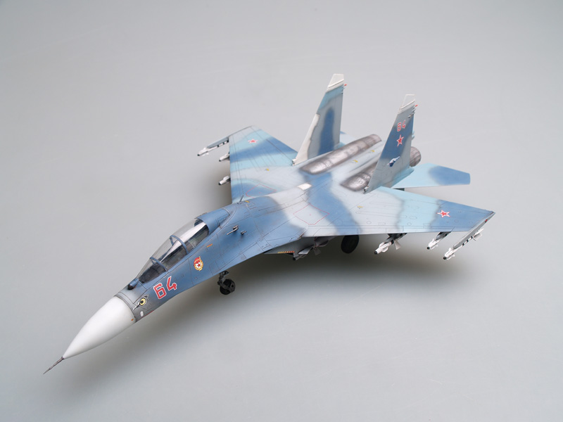 Details about   RUSSIAN SU-27UB FLANKER C 1/144 aircraft Trumpeter model plane kit 03916 