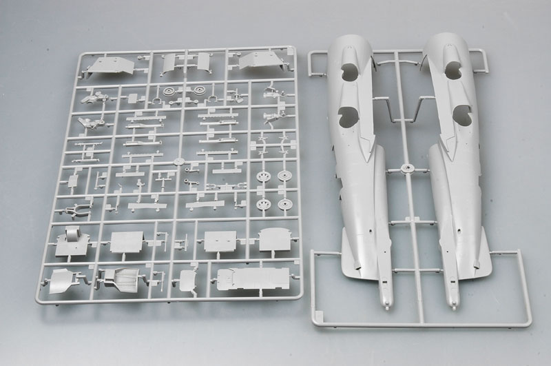 Av8b Harrier Ii Early Version Attack Aircraft -- Plastic Model Airplane 