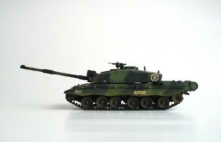 British Challenger II Tank -- Plastic Model Military Vehicle -- 1/35 ...