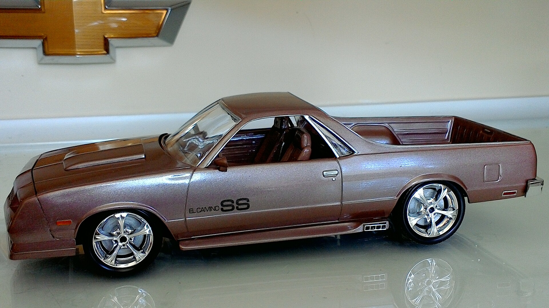 1986 Chevy El Camino SS w/Dirt Bike Plastic Model Truck Vehicle Kit 1/25 Scale 88812
