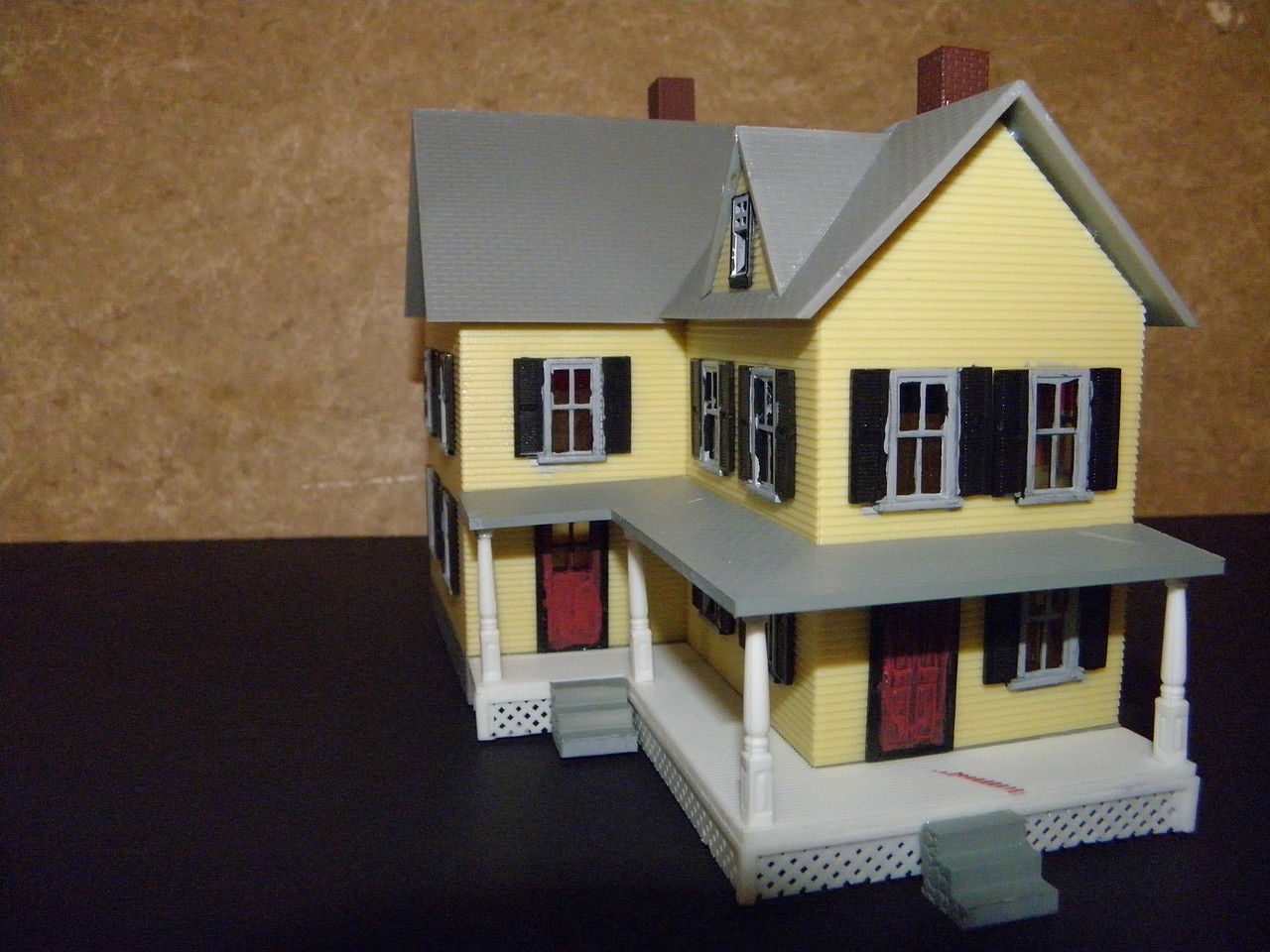 Grandma's House Kit -- HO Scale Model Railroad Building -- #487 ...