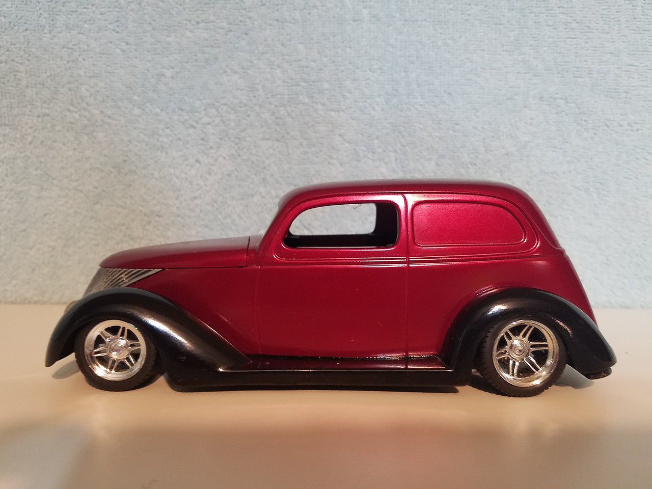 1938 Custom Ford Van -- Plastic Model Car Kit -- 1/24 Scale -- #hl114 ...