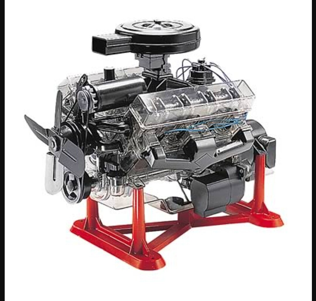 Visible V8 Engine Plastic Model Engine Kit 1/4 Scale 858883