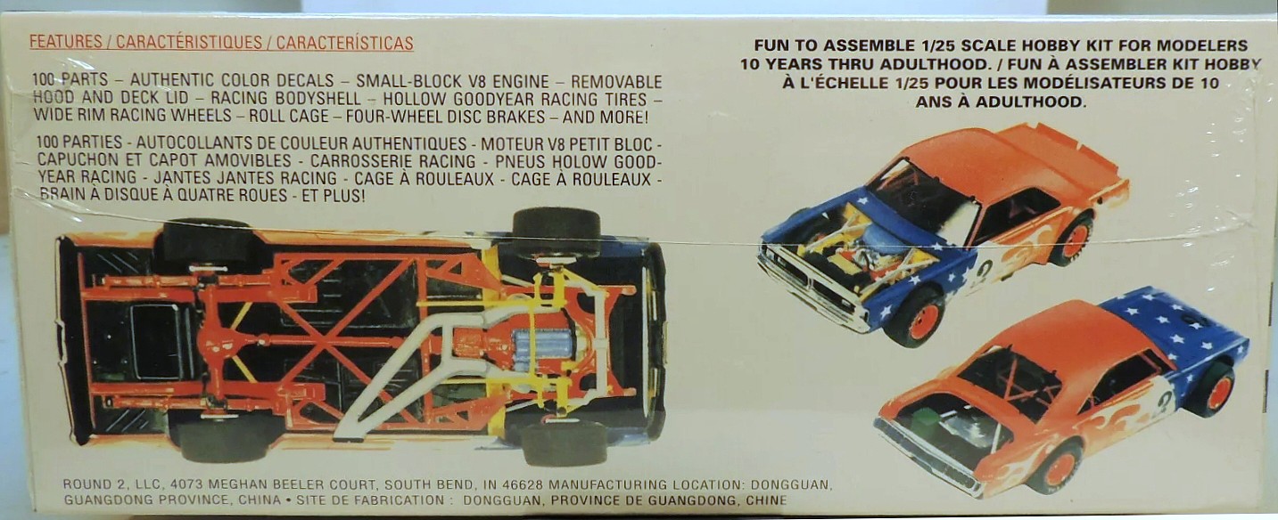 PLYMOUTH VALIANT Plastic Model Car Vehicle Kit 1/25 Scale