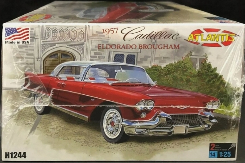 1957 Cadillac Eldorado Brougham -- Plastic Model Car Kit -- 1/25 Scale ...