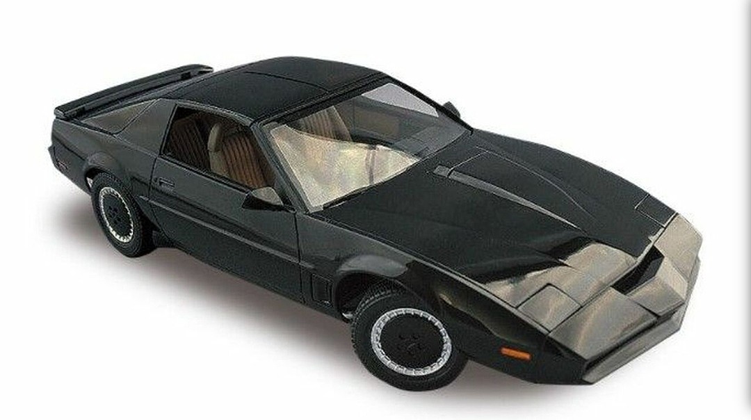 Knight Rider 2000 Kitt Car From Tv Show Plastic Model Car Vehicle