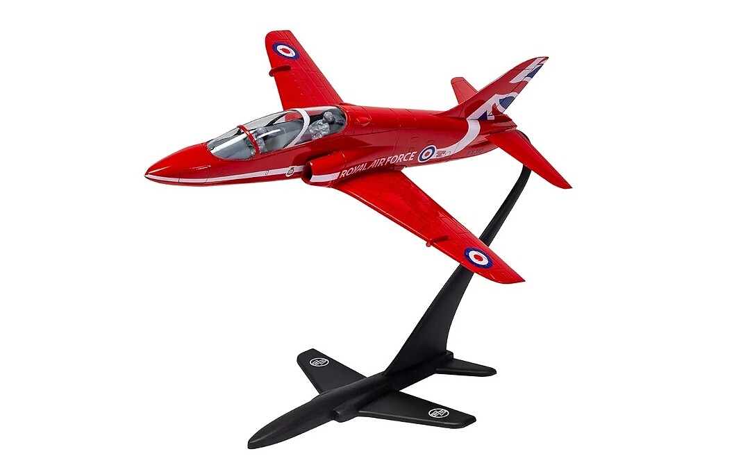 Red Arrows Hawk Aircraft Small Starter Set -- Plastic Model Airplane ...