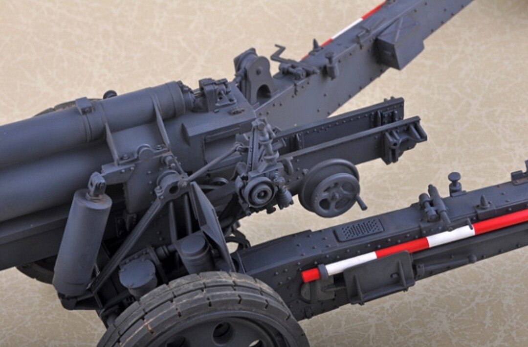 Model Howitzer German 15cm sFH 18 Howitzer -- Plastic Model Artillery Kit -- 1/16 ...