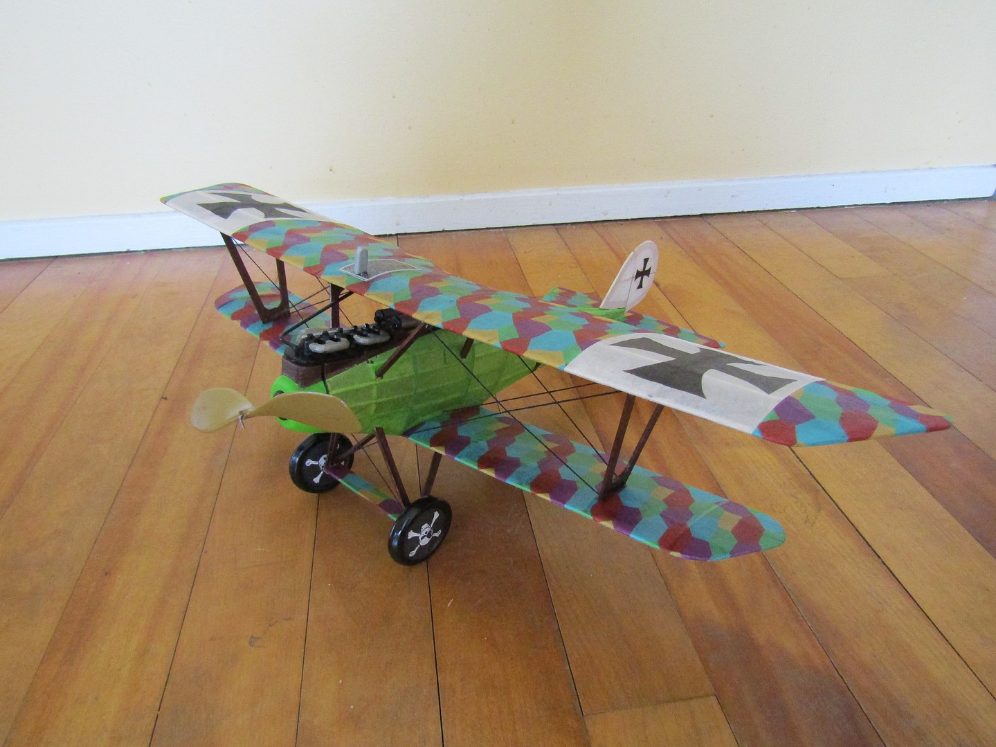 Pfalz D3 #243 Dumas Balsa Wood Model Airplane Kit Rubber Powered for sale online 
