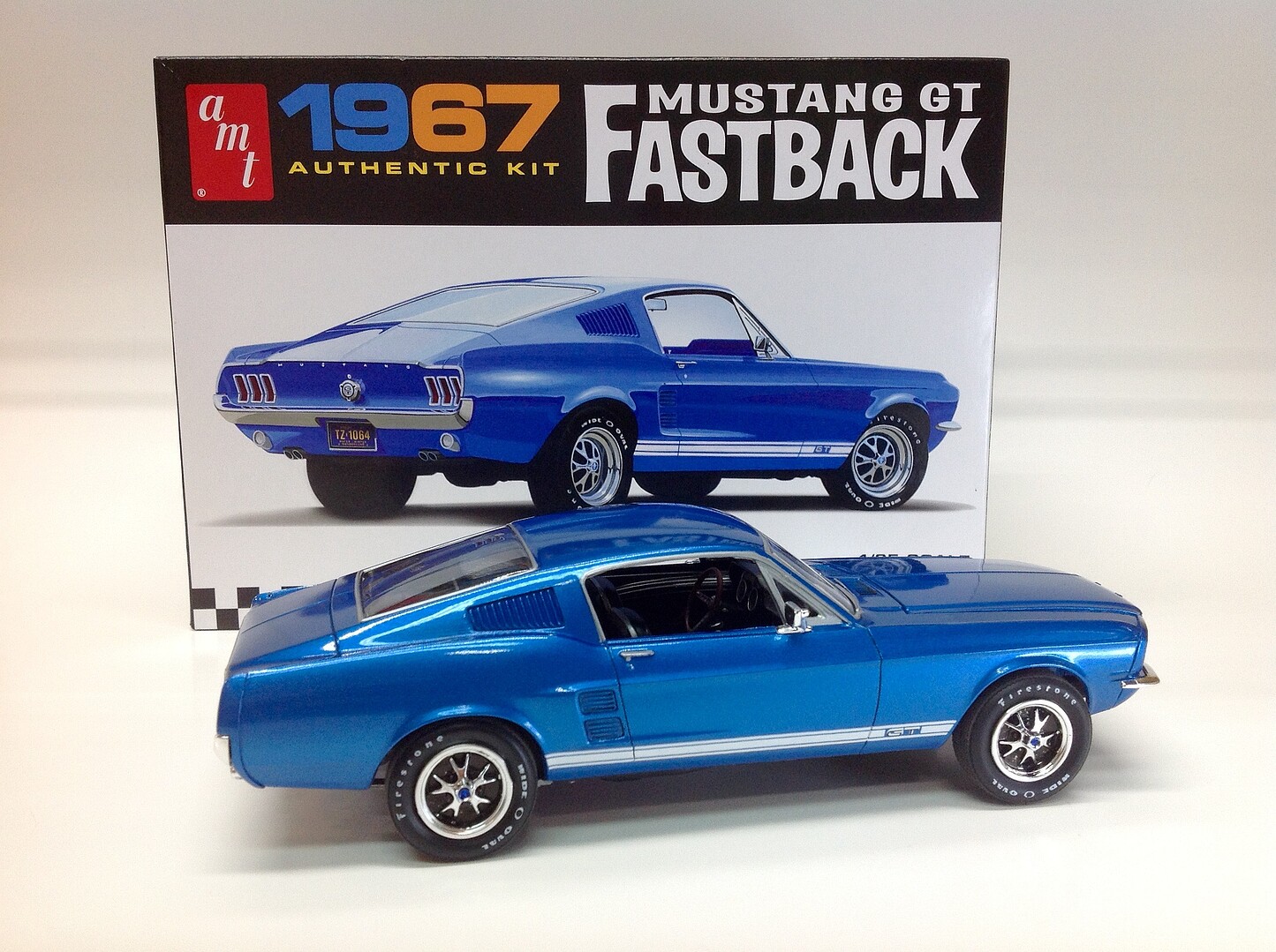 AMT 1967 Ford Mustang GT Fastback Plastic Model Car Vehicle Kit 1