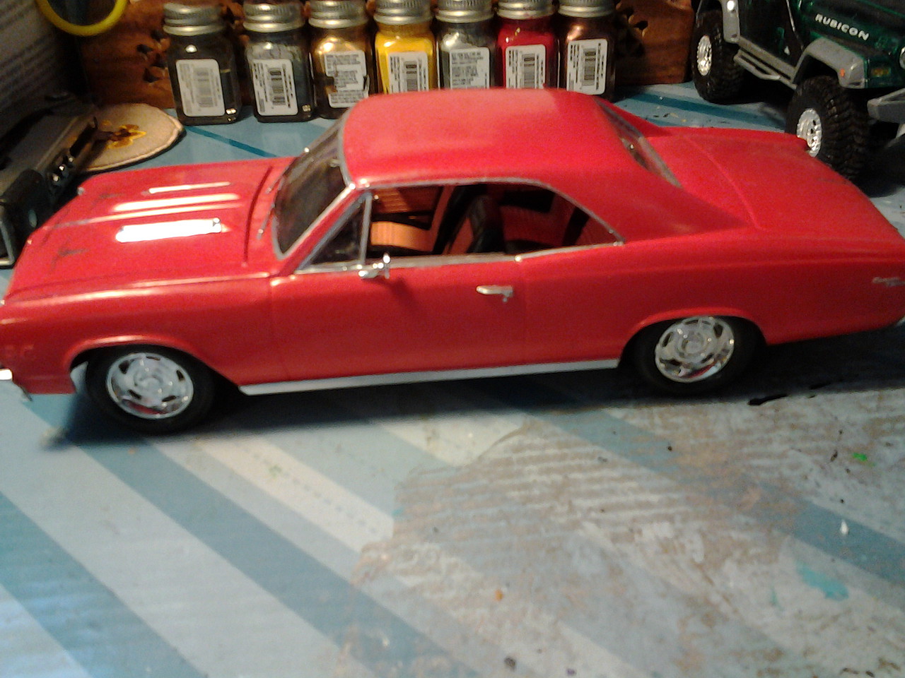 1967 Chevelle SS 396 -- Plastic Model Car Kit -- 1/25 Scale -- #854285 ...