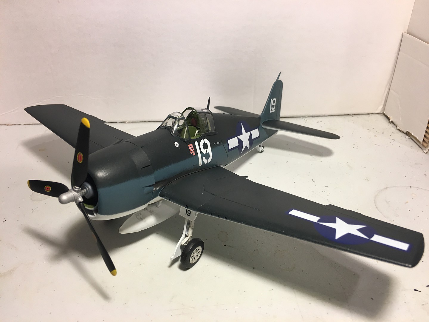 F6f 3 Hellcat Late Version Plastic Model Airplane Kit 148 Scale