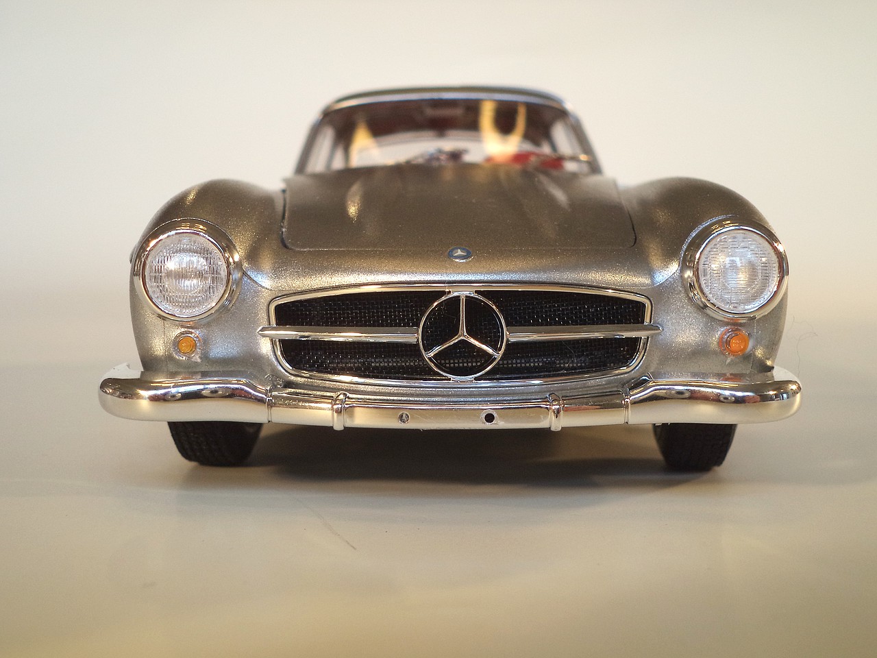 KIT TAMIYA 1/24 CAR MERCEDES BENZ SL300 GULLWING 24338