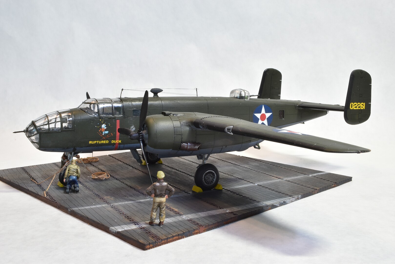 B-25B Doolittle Raid USAAF -- Plastic Model Military Aircraft Kit -- 1/ ...