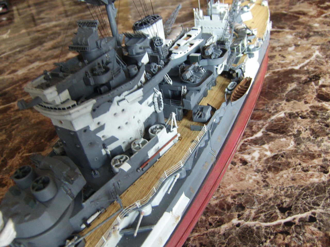 Queen Elizabeth Class HMS Warspite -- Plastic Model Battleship Kit -- 1 ...