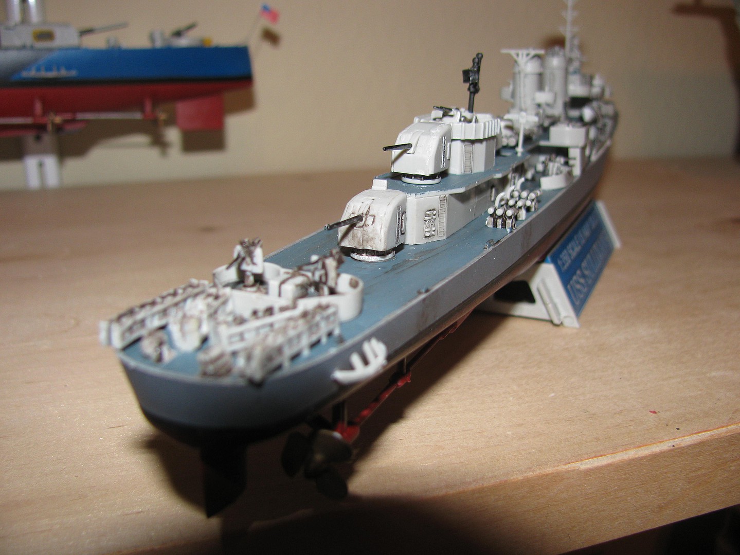 uss-the-sullivans-dd-537-plastic-model-military-ship-kit-1-350