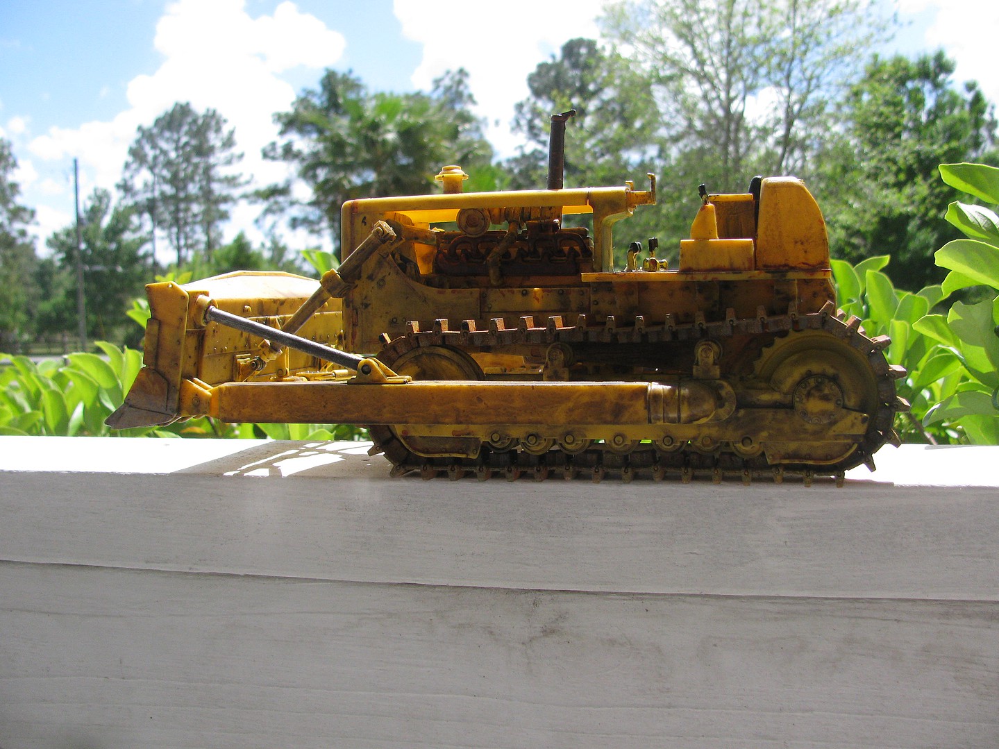 AMT Model Construction Bulldozer Kit AMT1086 – Good's Store Online
