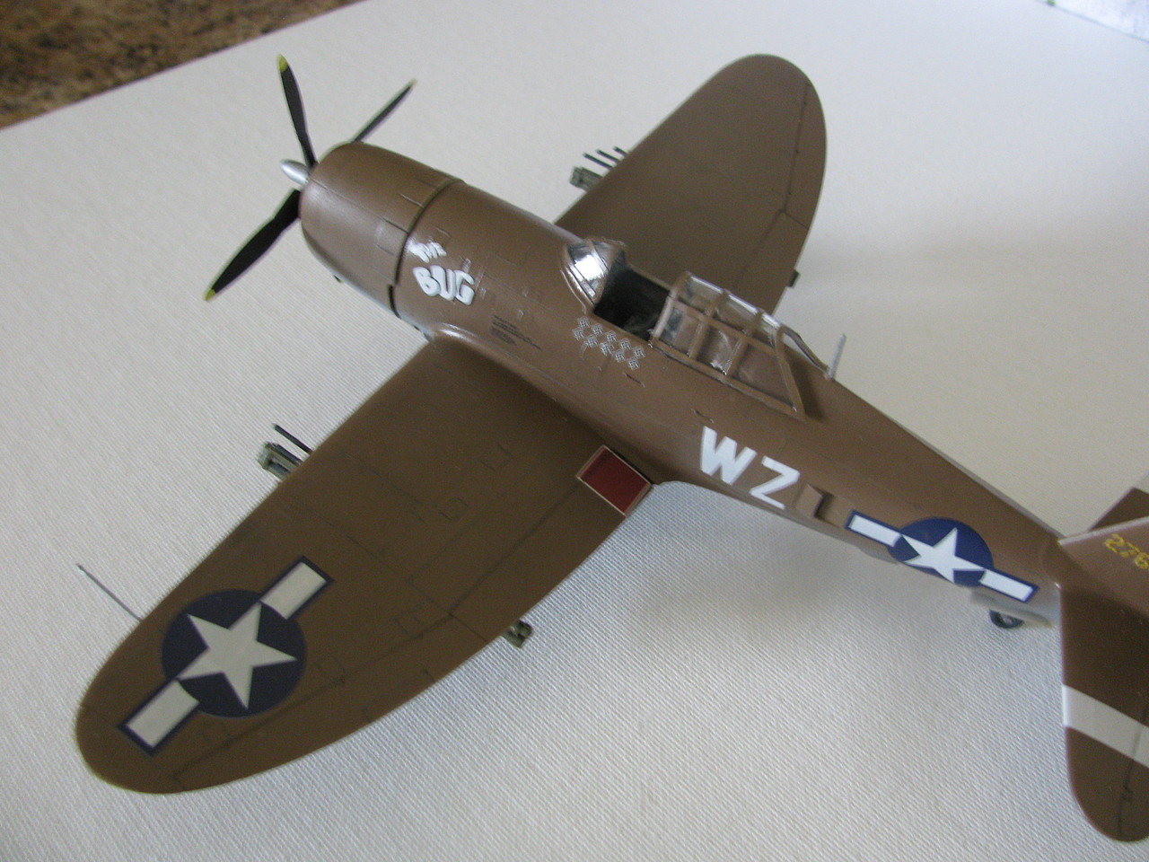 P-47d Thunderbolt Razorback -- Plastic Model Airplane Kit -- 1 48 Scale 