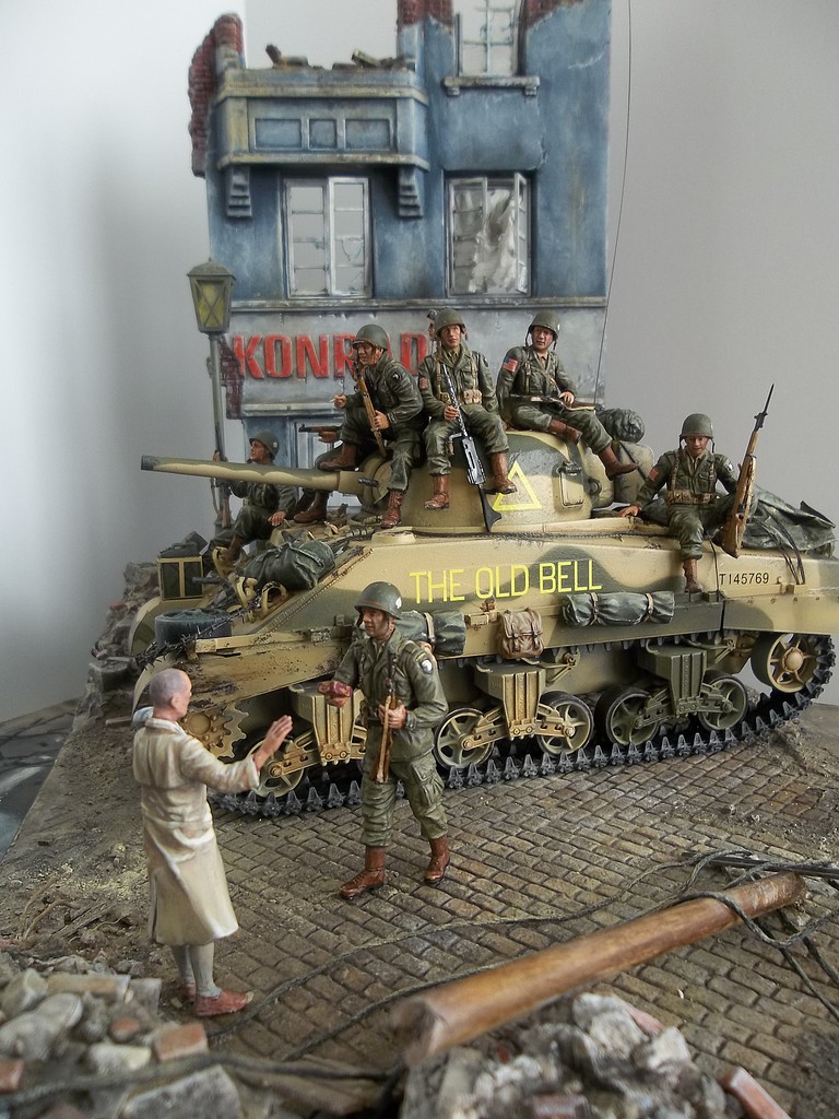 Th Sq Us Paratroopers British Tankmen France Plastic Model