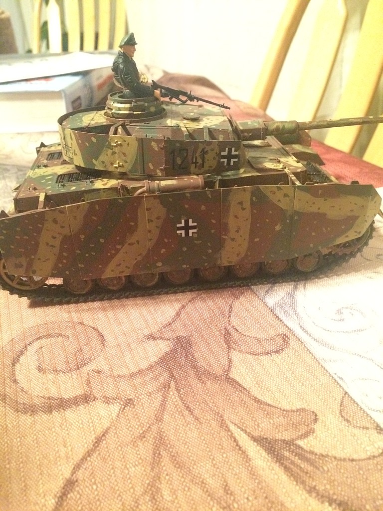 Tamiya 35209 Maquette Militaire Pz.Kpfw.IV Ausf.H Early Version 1/35 - NEUF