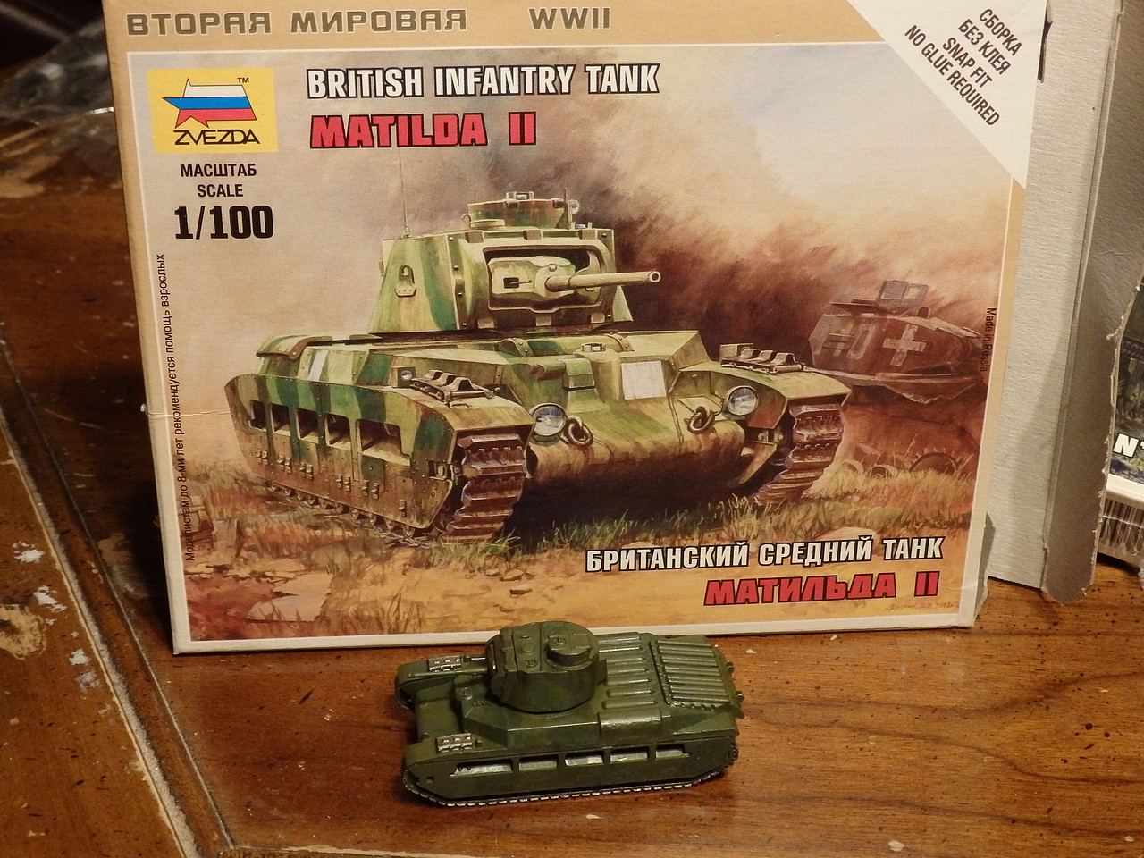 Zvezda #6171 British Infantry Tank Matilda II     1:100 New 