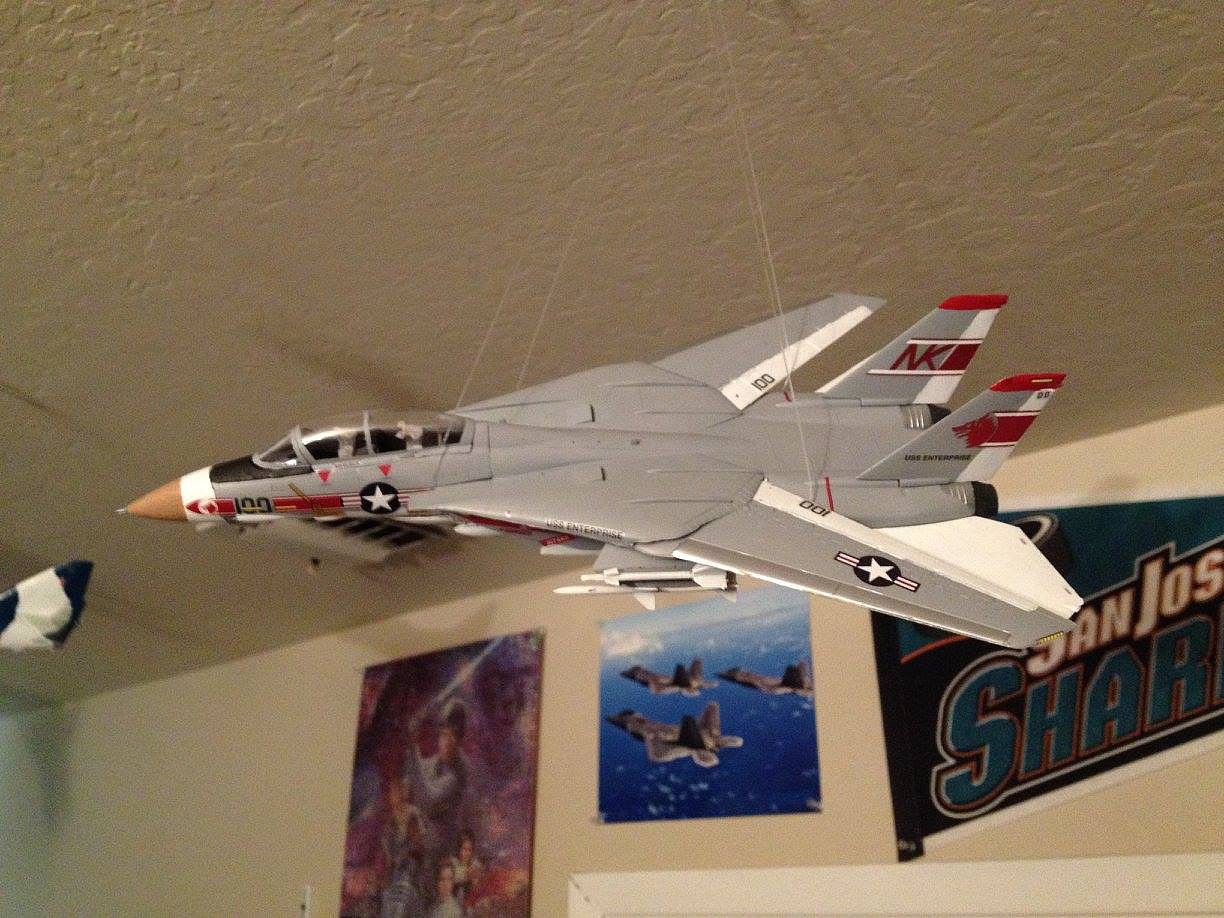 F14A Top Gun Plastic Model Airplane Kit 1/72 Scale 887