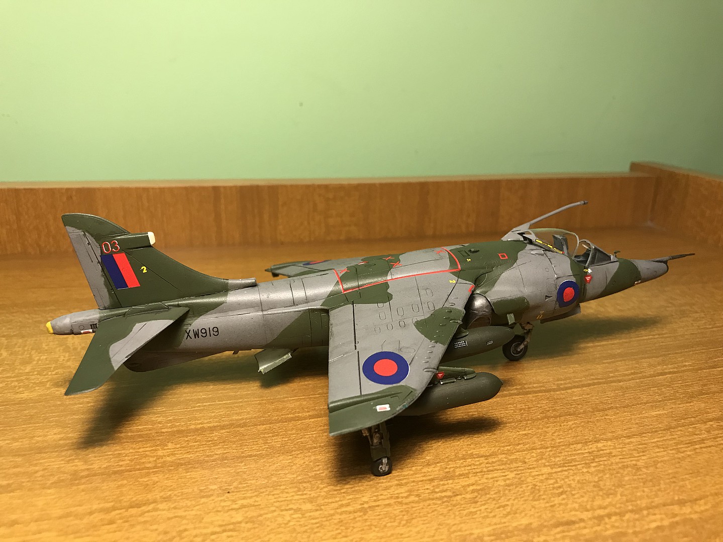 Harrier GR.3 Falklands War -- Plastic Model Airplane Kit -- 1/72