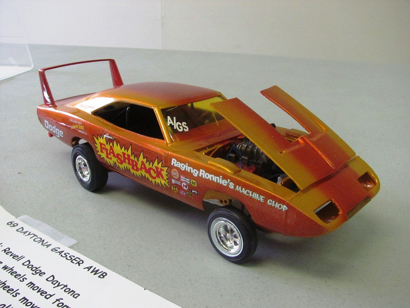 1969 Dodge Charger Daytona 2n1 -- Plastic Model Car Kit -- 1/25 Scale ...