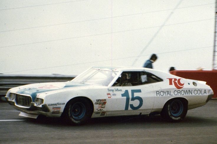 1972 Ford Torino Bobby Isaac #15 Pictures