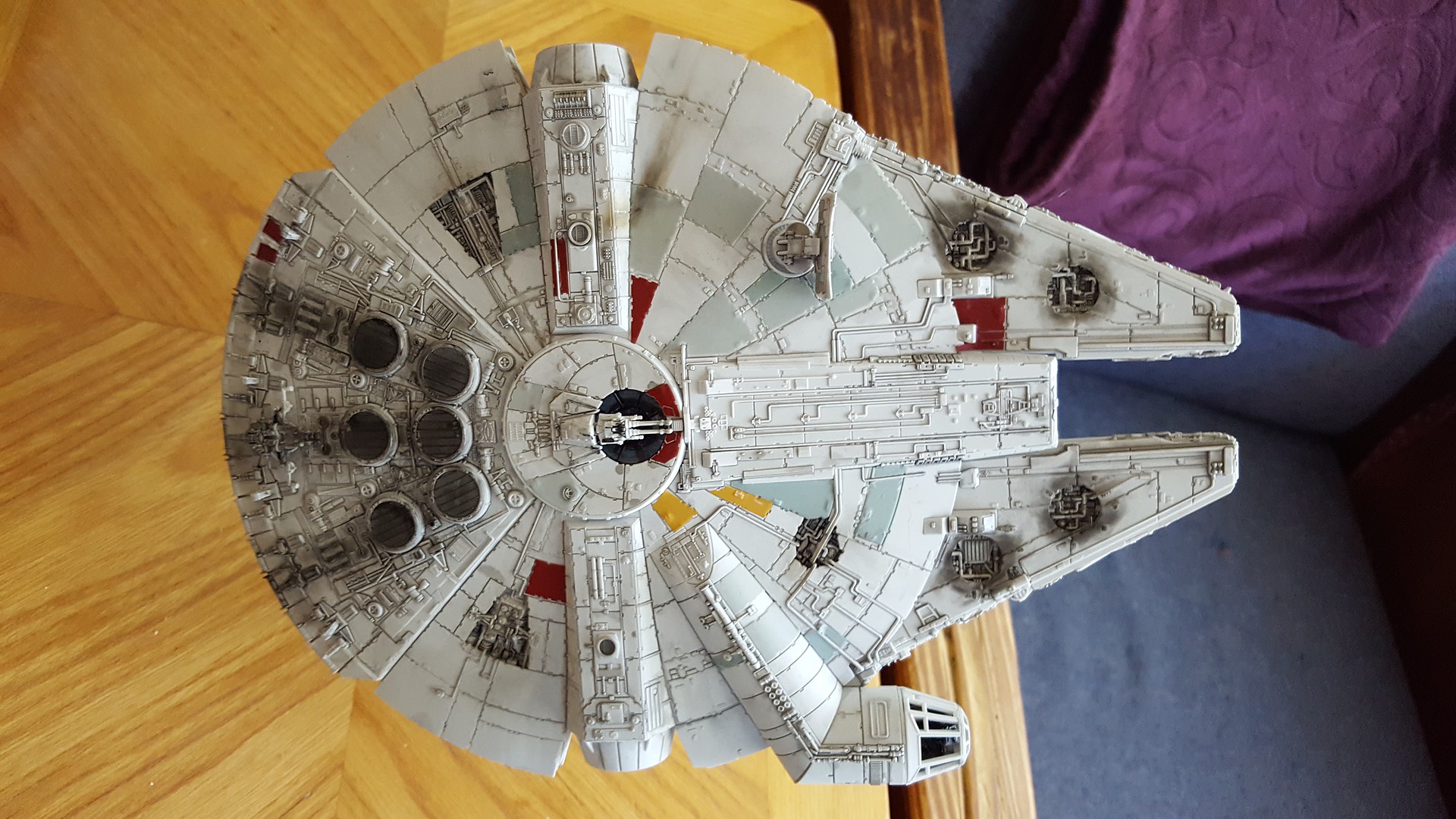 Star Wars The Rise Of Skywalker Millennium Falcon 1/144 Model kit