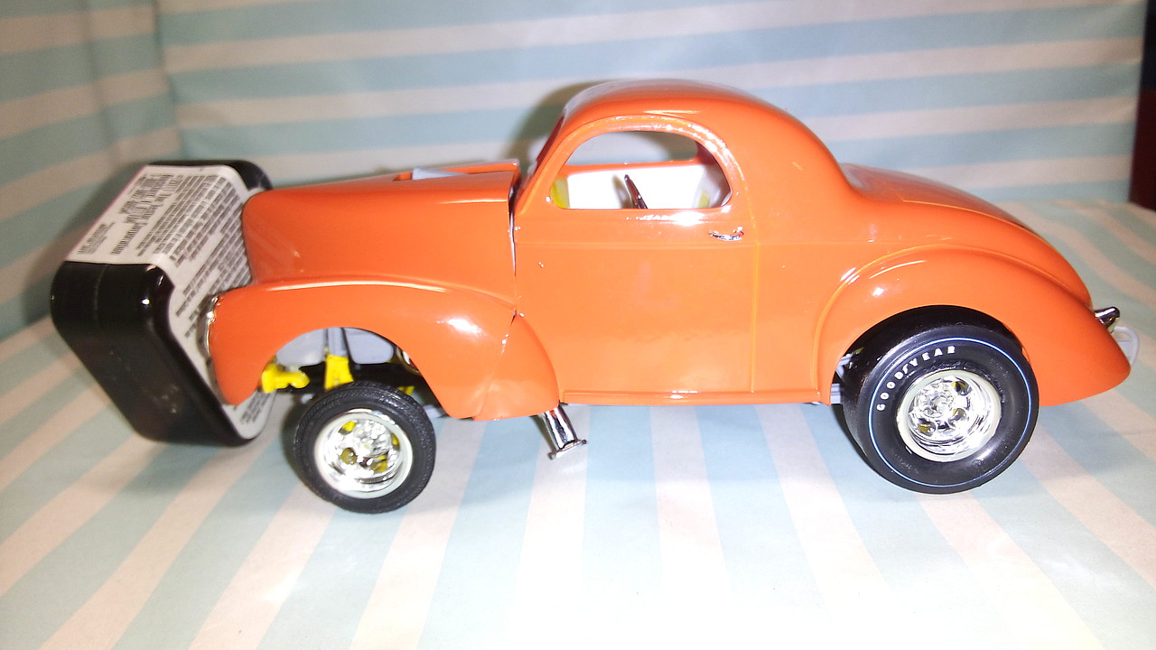 willys-drag-coupe-plastic-model-car-kit-1-25-scale-854990