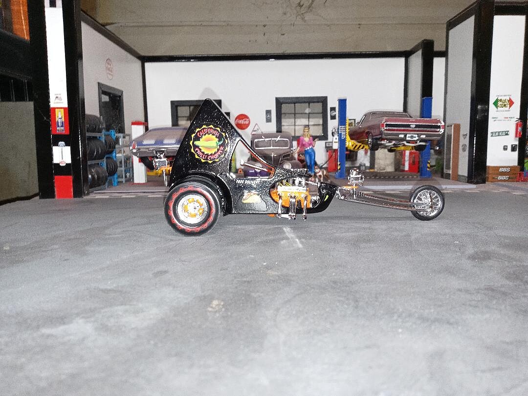 plastic trikes