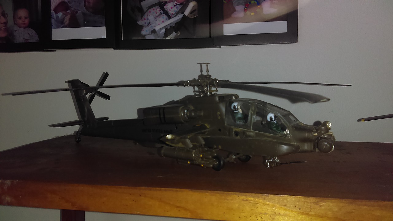 apache helicopter construction set