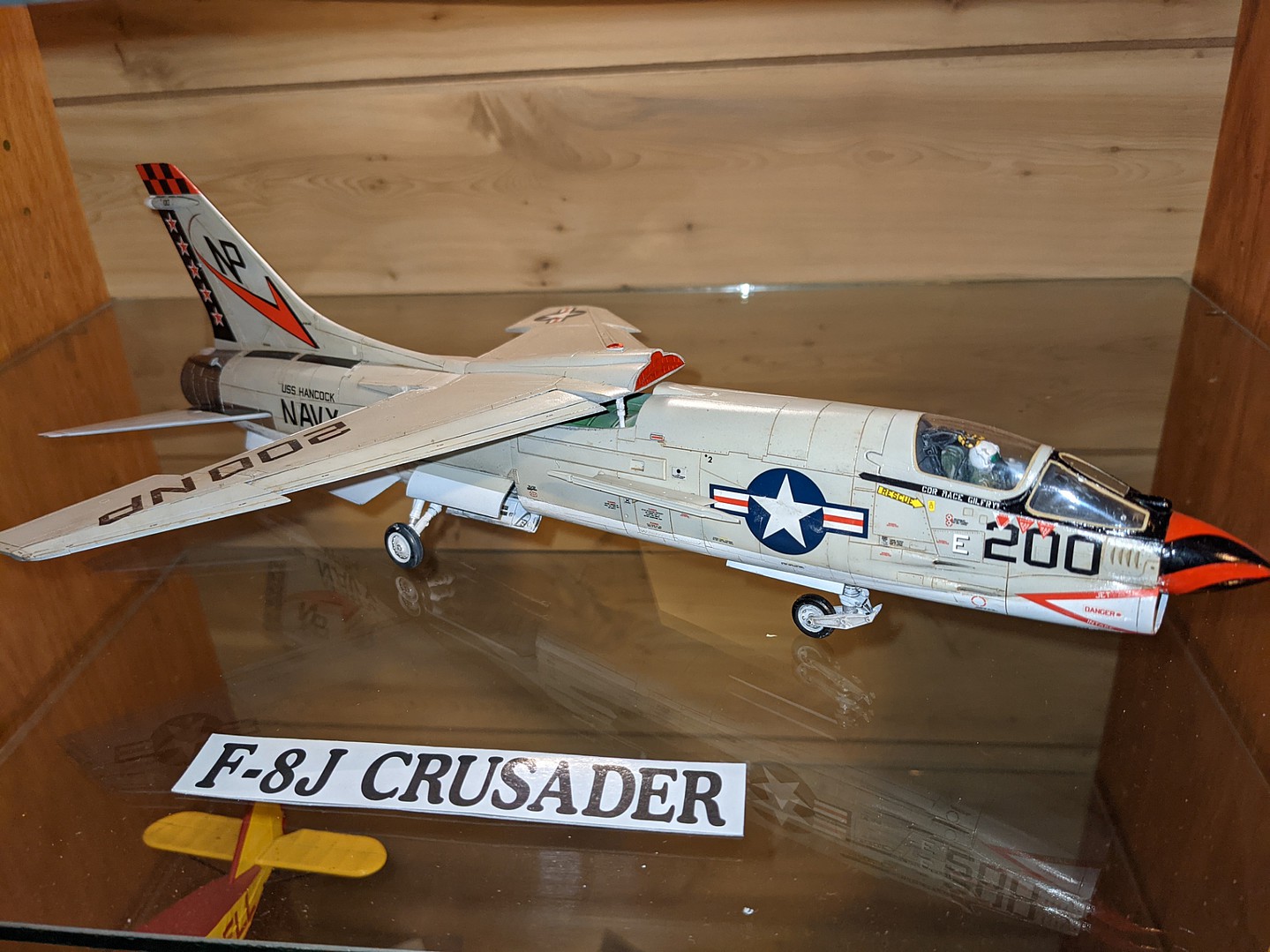 F8J Crusader USN/MC Fighter Plastic Model Airplane Kit 1/48 Scale