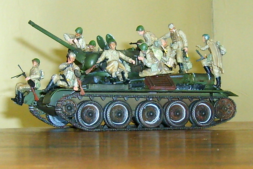 Tamiya 35207 1/35 Russian Army Assault Infantry model kit 