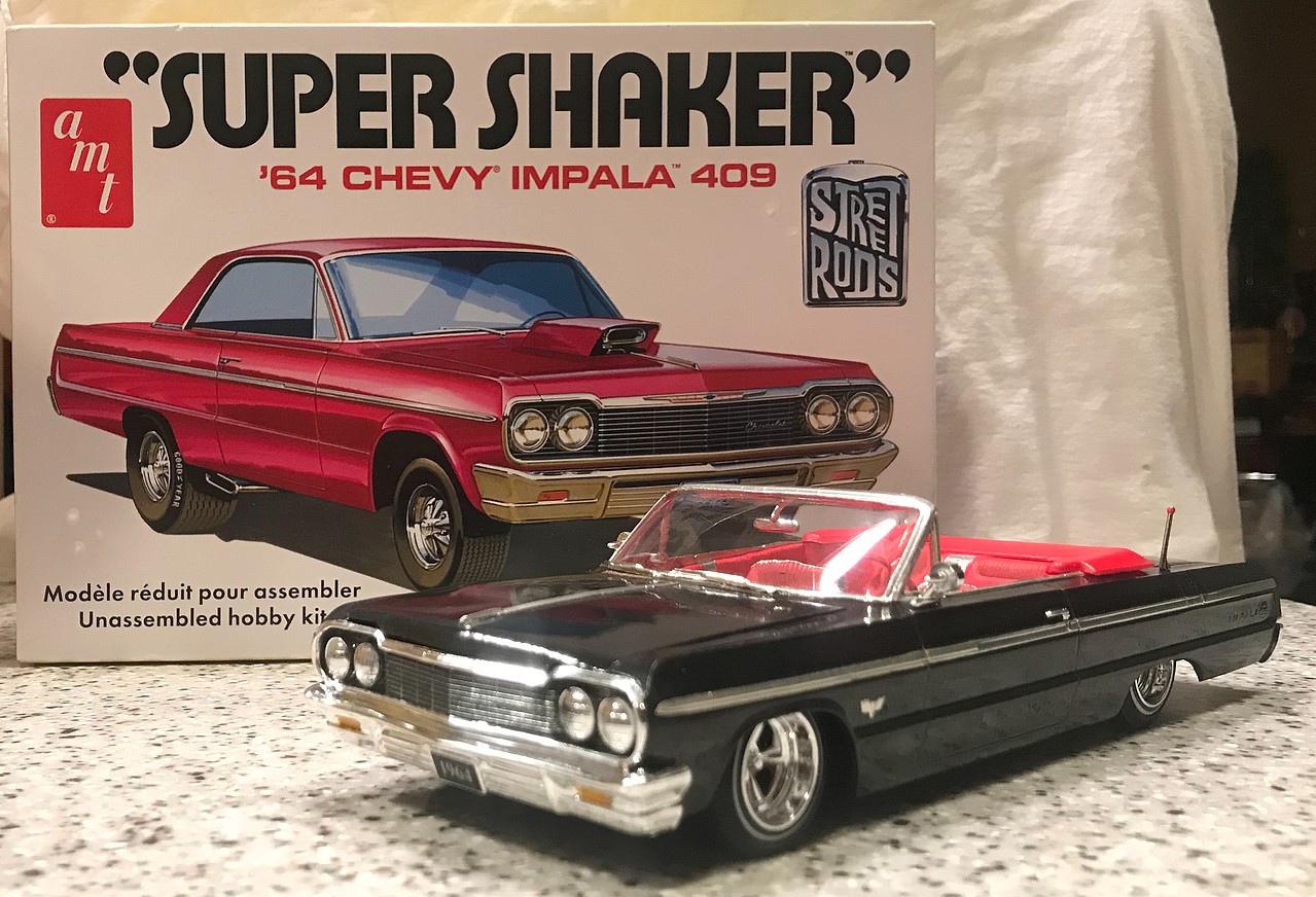 1964 Chevy Impala 409 Super Shaker Car Plastic Model Car Truck Vehicle 1/25 Scale 917