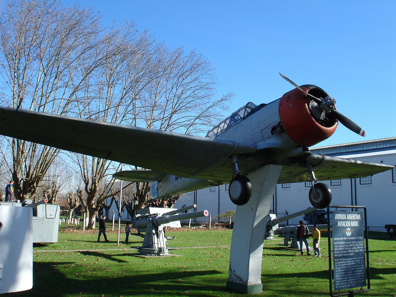 LT6G TEXAN Korea 1953 PreBuilt Plastic Model Airplane 1/72