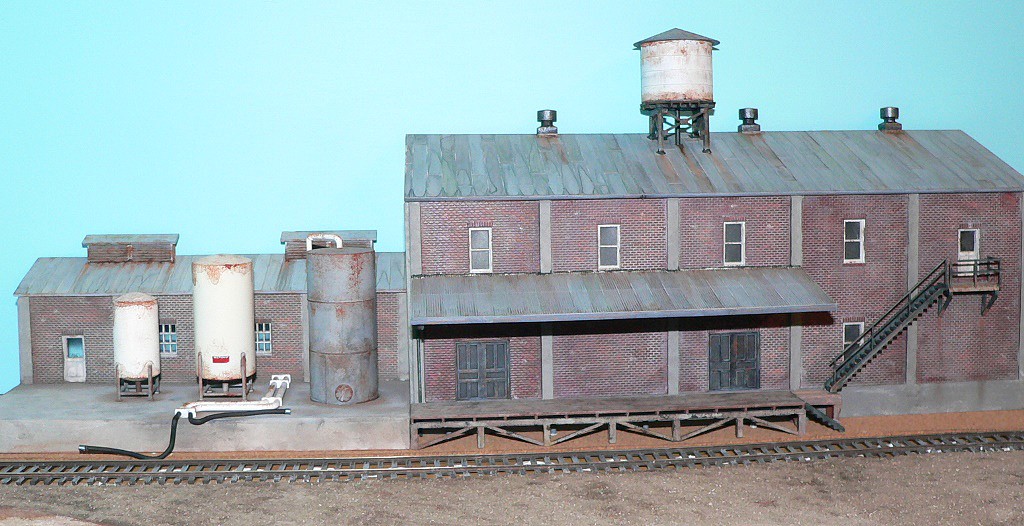 Walthers Golden Valley Canning Company - Kit HO Scale Model