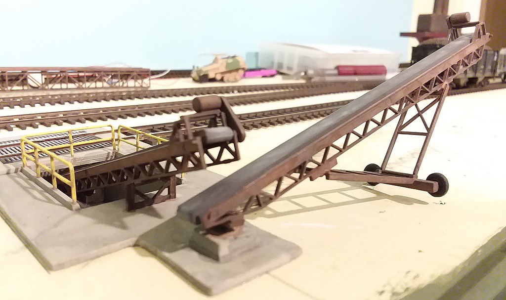 Bulk Transfer Conveyor - Kit -- HO Scale Model Railroad Building ...